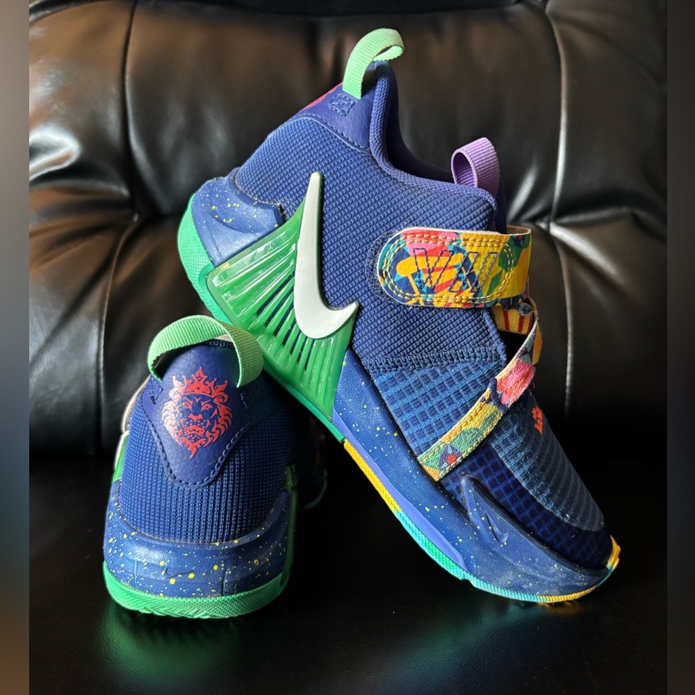 Nike LeBron Witness 7 Kaliedoscope